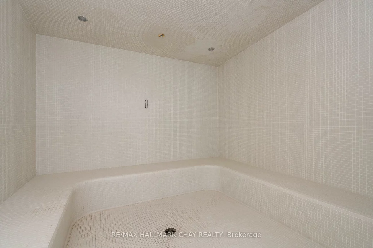 185, Dunlop, Lakeshore, Barrie