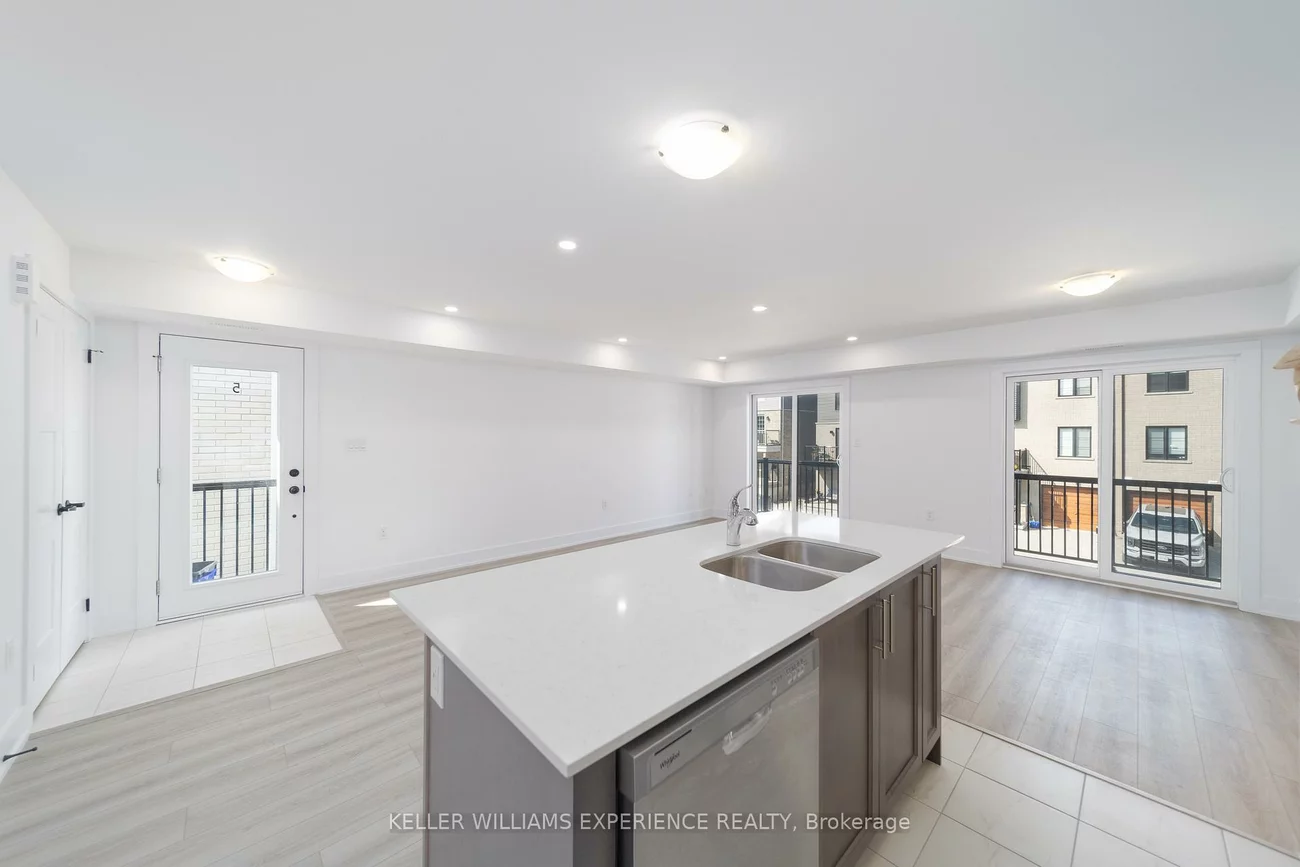 32, Wagon, Innis-Shore, Barrie