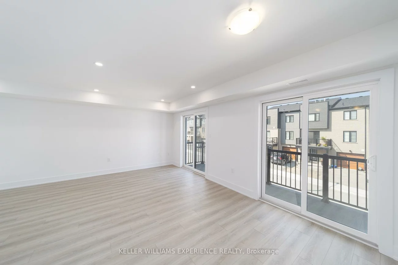 32, Wagon, Innis-Shore, Barrie