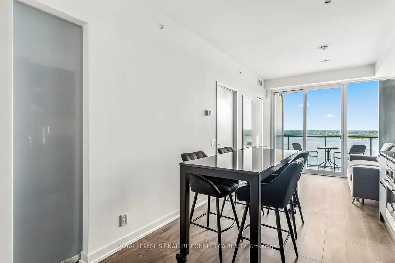 39, Mary, City Centre, Barrie