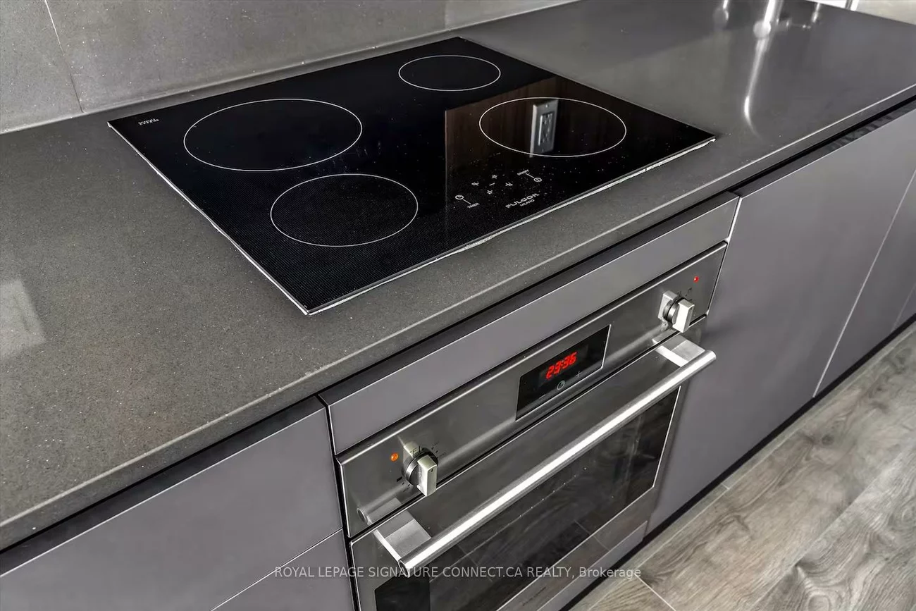 39, Mary, City Centre, Barrie