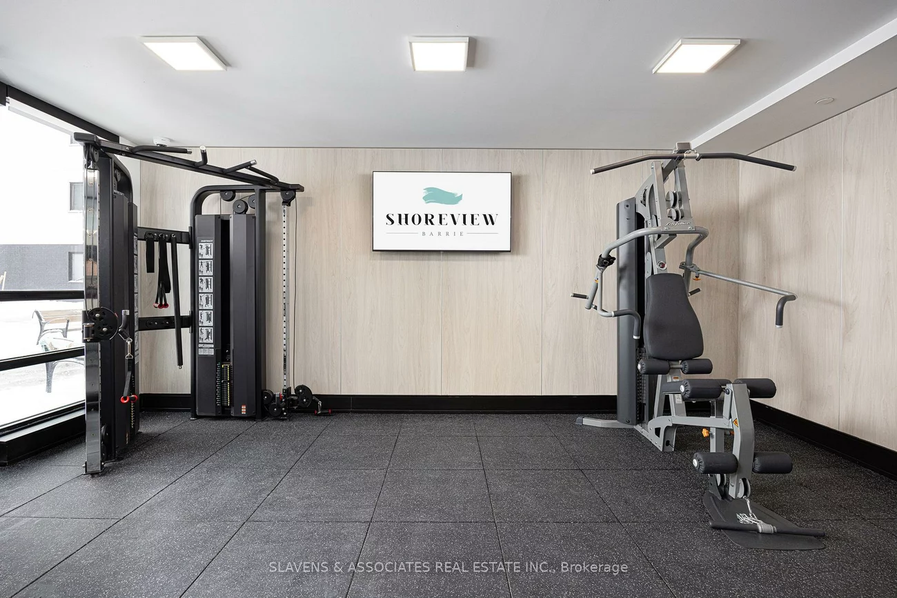 41, Johnson, North Shore, Barrie