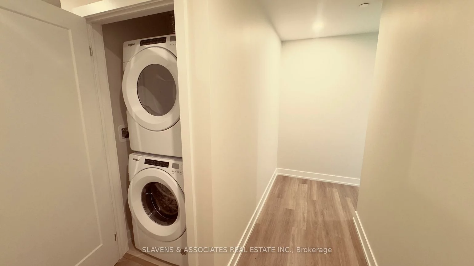 41, Johnson, North Shore, Barrie