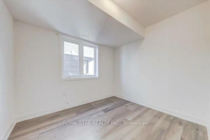 14, Pumpkin Cor, Innis-Shore, Barrie