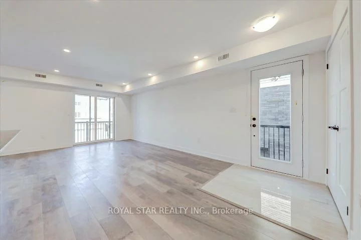 14, Pumpkin Cor, Innis-Shore, Barrie