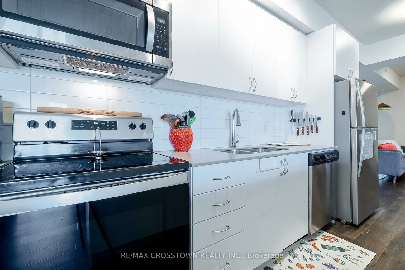 56, Lakeside, Little Lake, Barrie