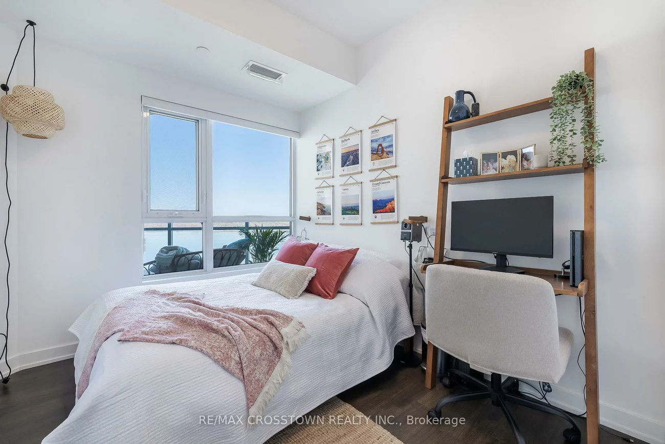 56, Lakeside, Little Lake, Barrie