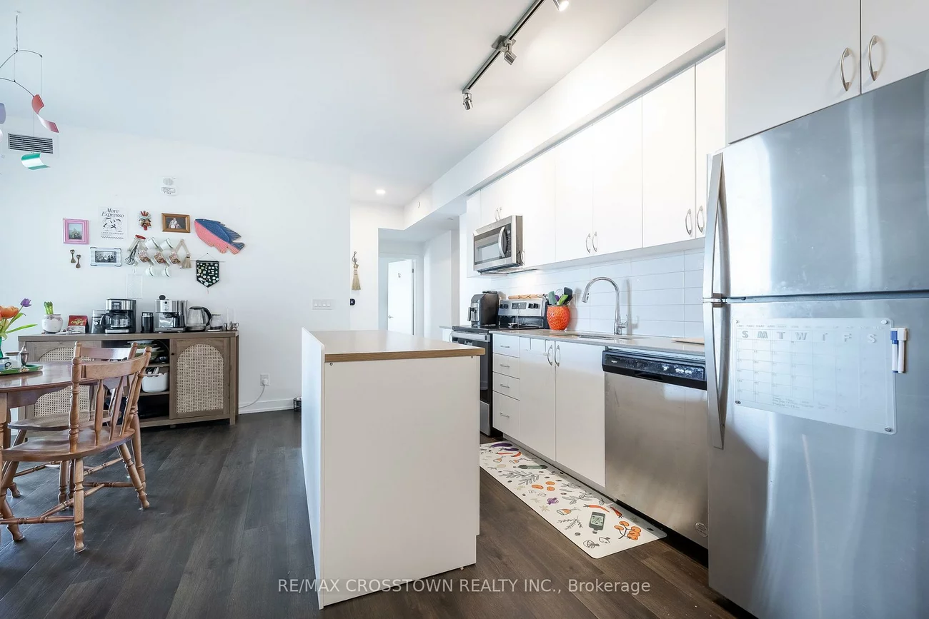 56, Lakeside, Little Lake, Barrie