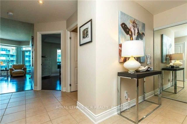 37, Ellen, City Centre, Barrie