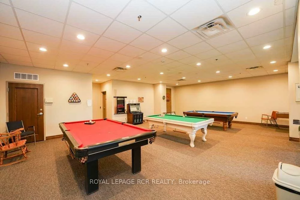 37, Ellen, City Centre, Barrie