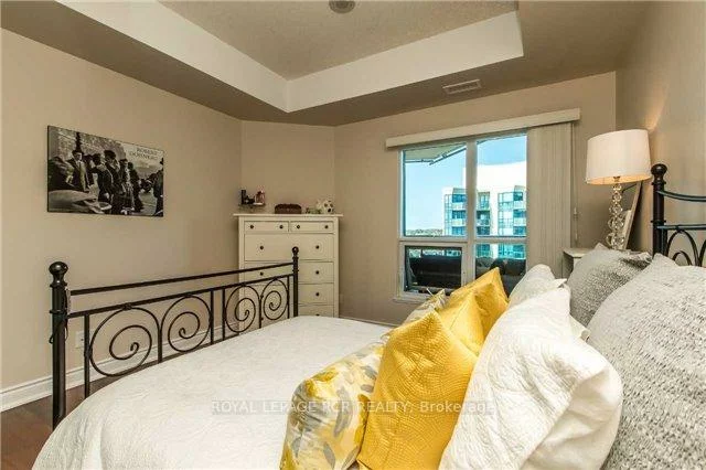 37, Ellen, City Centre, Barrie