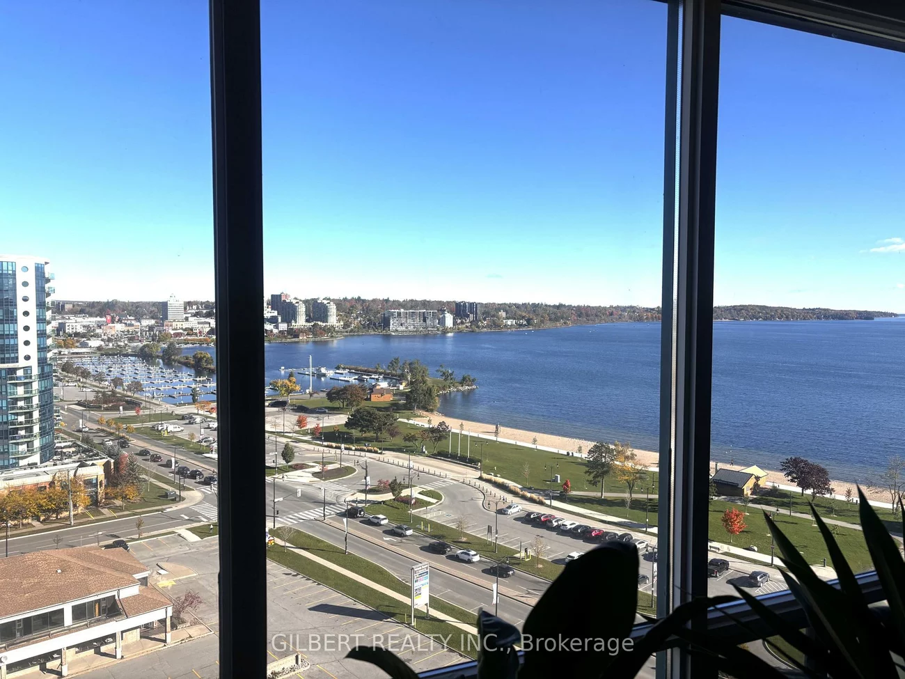 65, Ellen, City Centre, Barrie