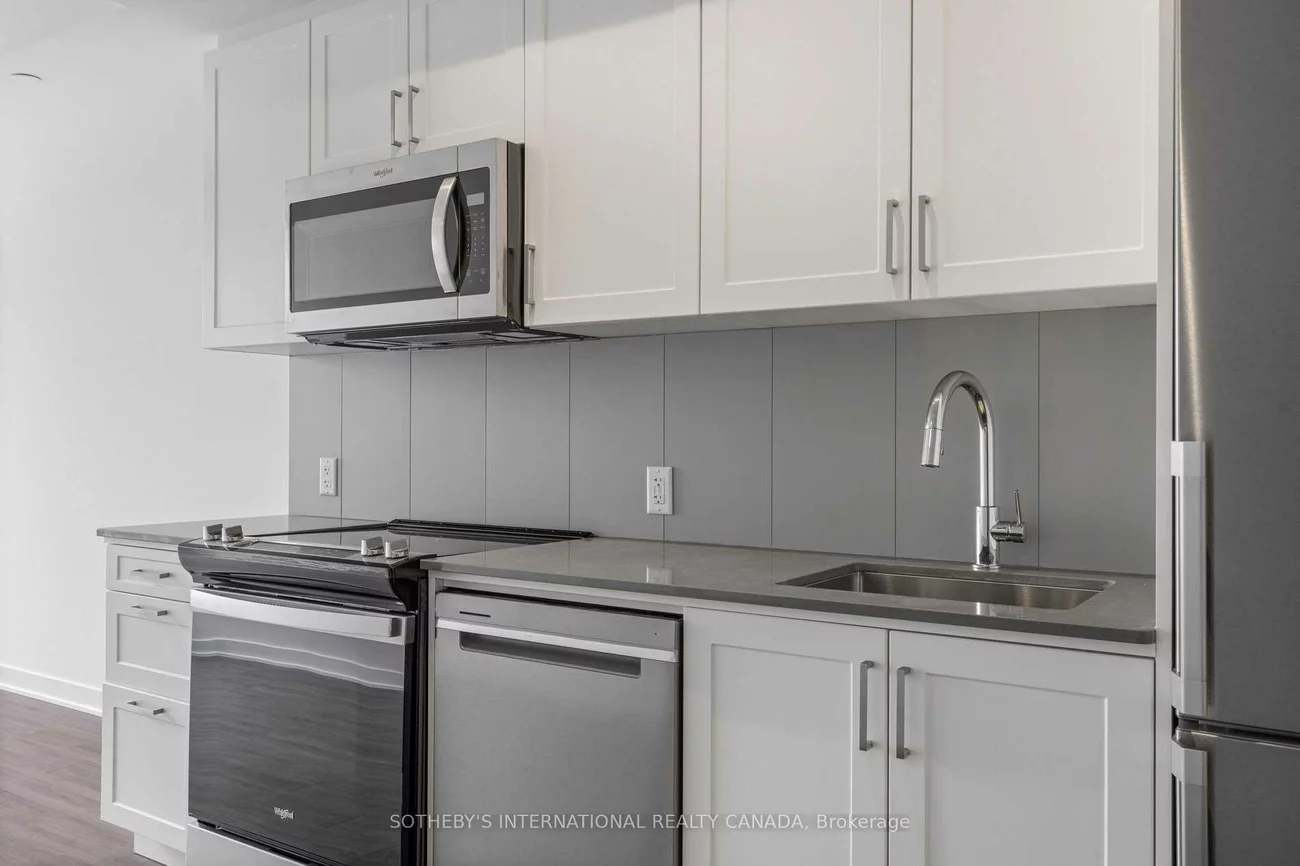 681, Yonge, Painswick South, Barrie