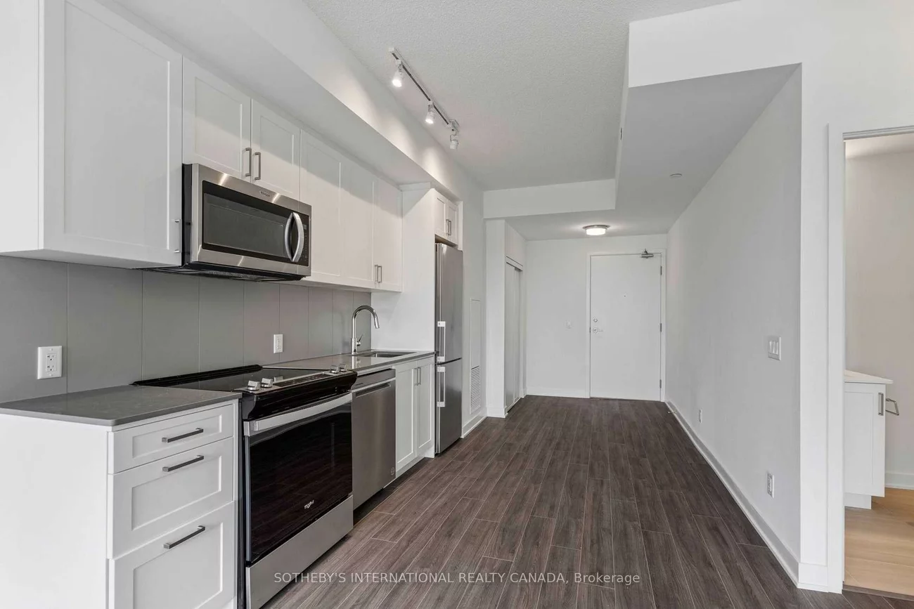 681, Yonge, Painswick South, Barrie