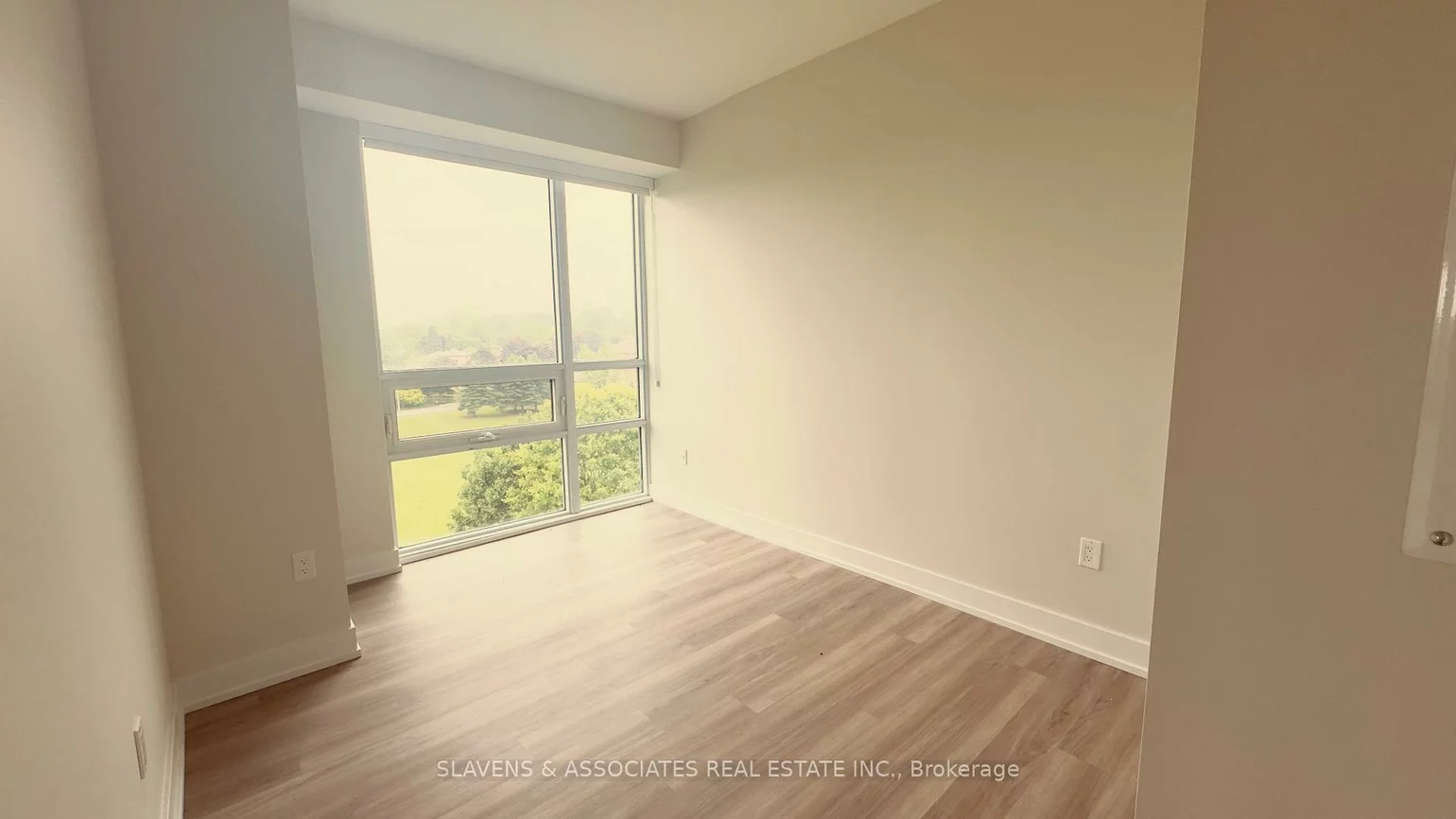 41, Johnson, North Shore, Barrie