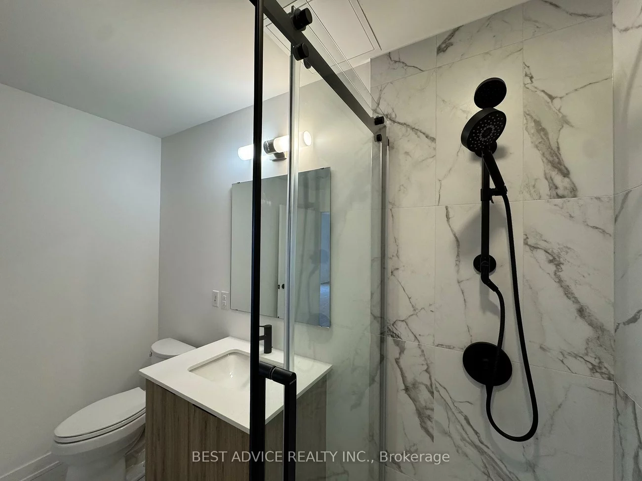 56, Lakeside, Little Lake, Barrie