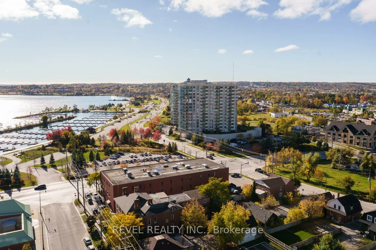 39, Mary, City Centre, Barrie