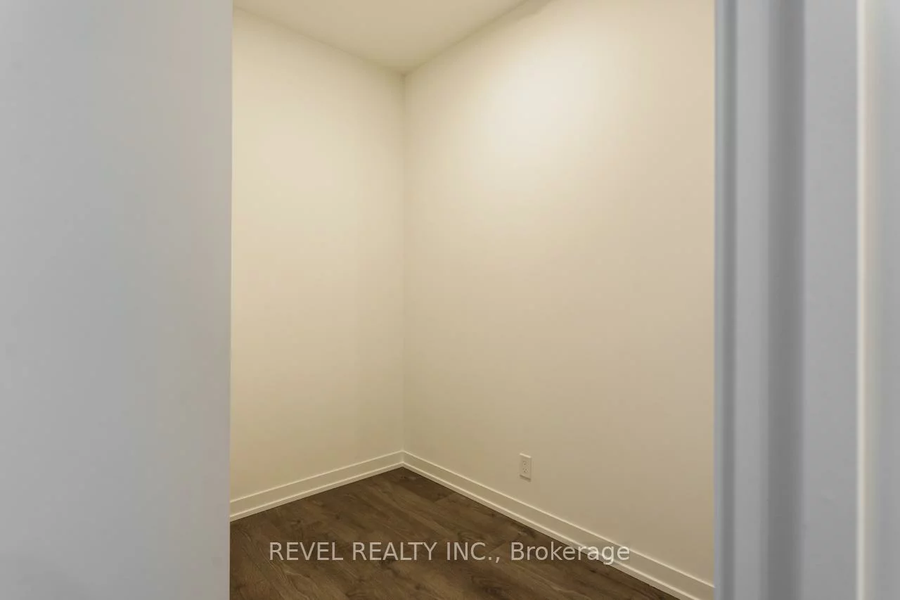 39, Mary, City Centre, Barrie