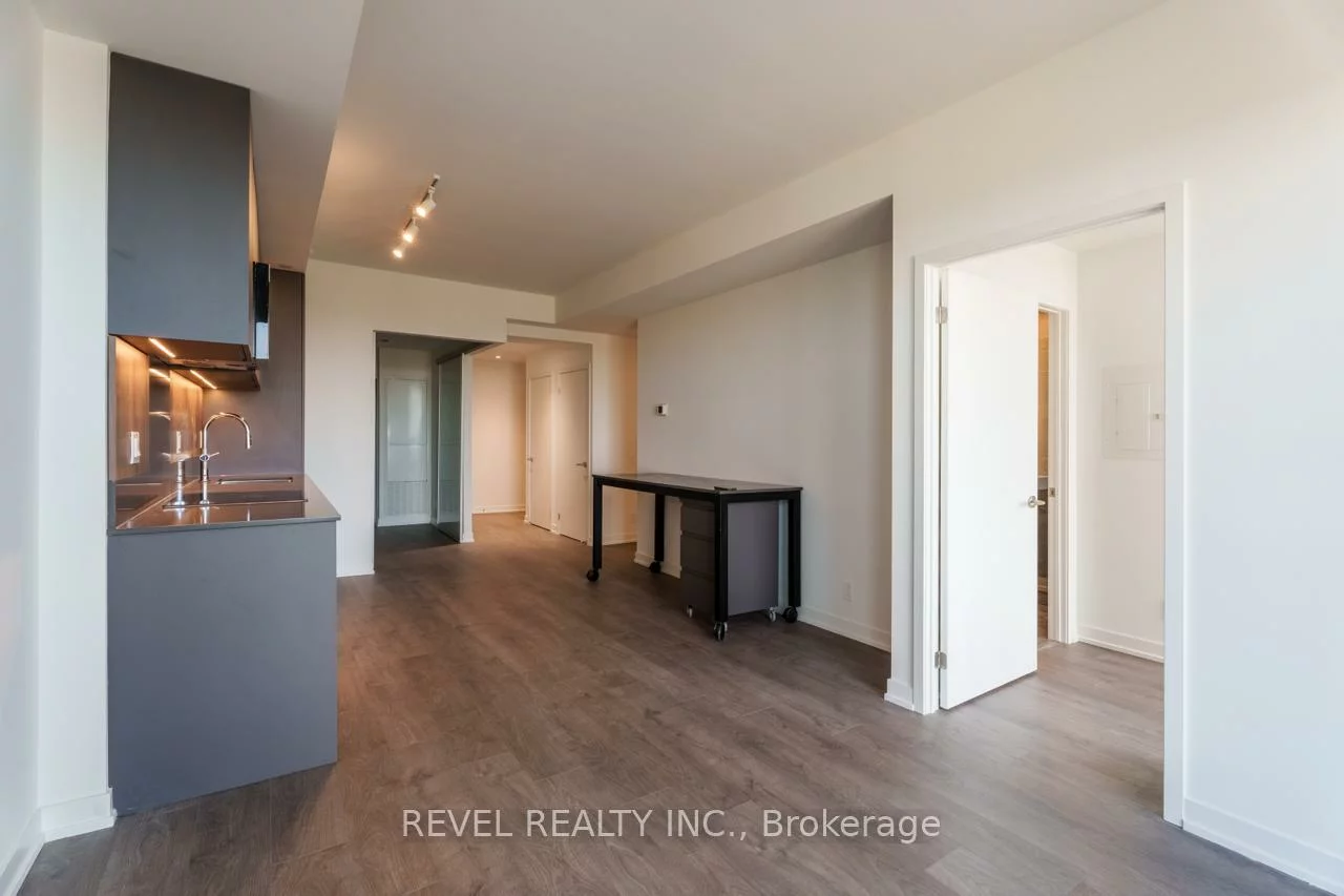 39, Mary, City Centre, Barrie