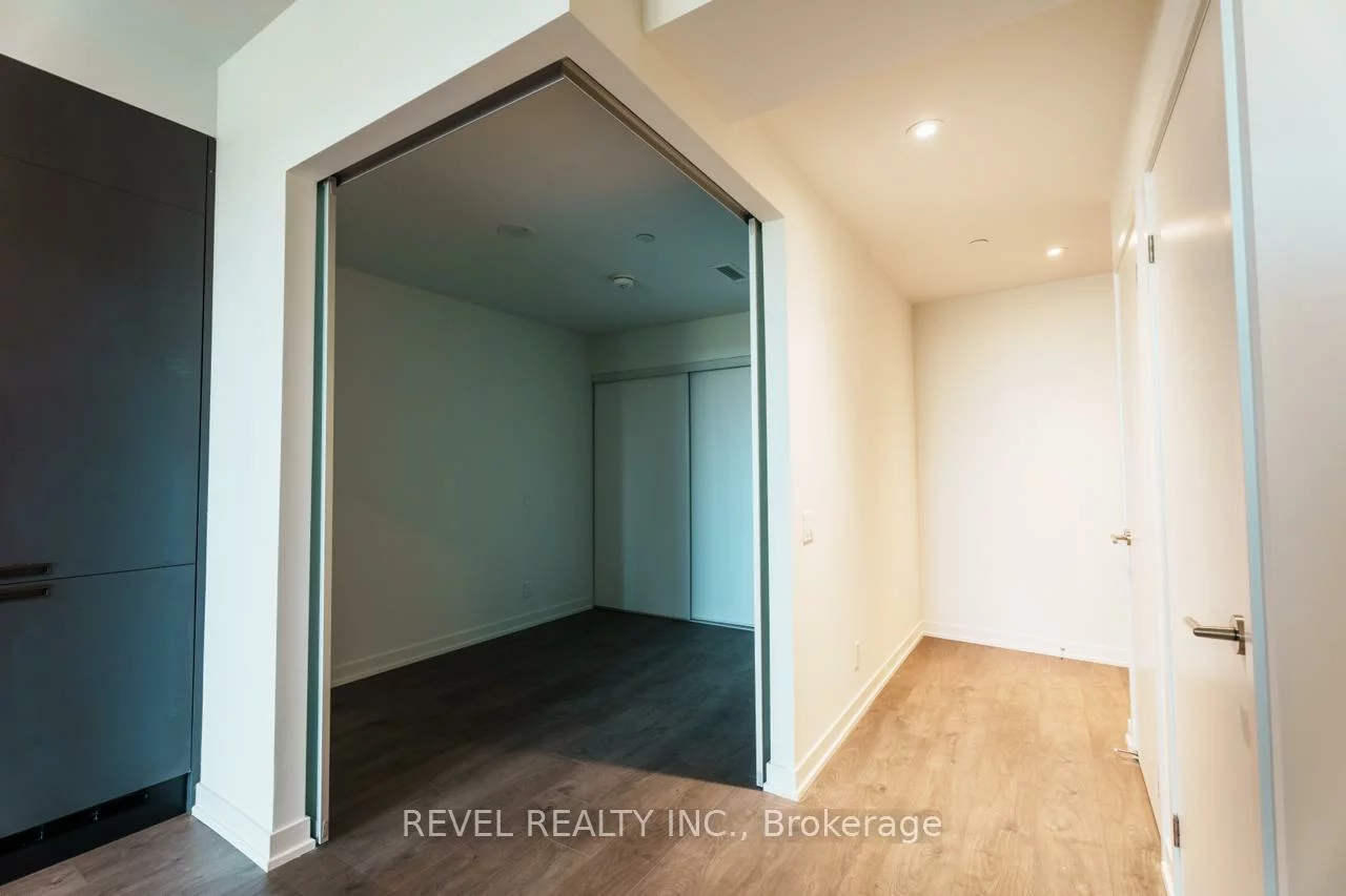 39, Mary, City Centre, Barrie