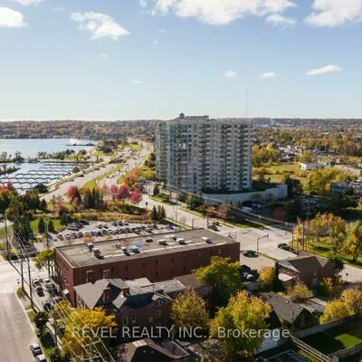 39, Mary, City Centre, Barrie