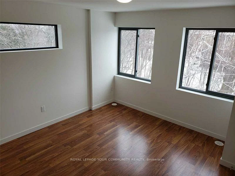 369, Essa, Ardagh, Barrie