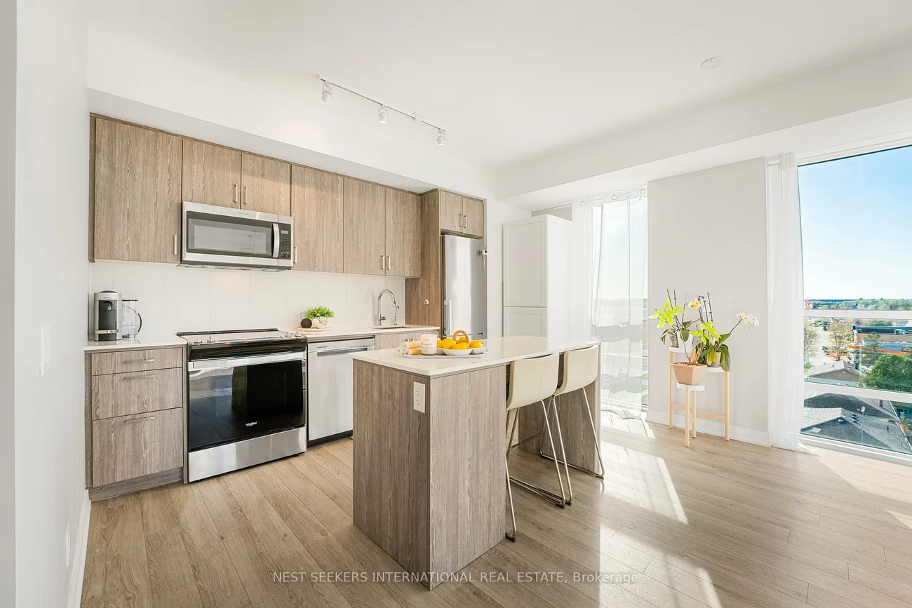 681, Yonge, Painswick South, Barrie