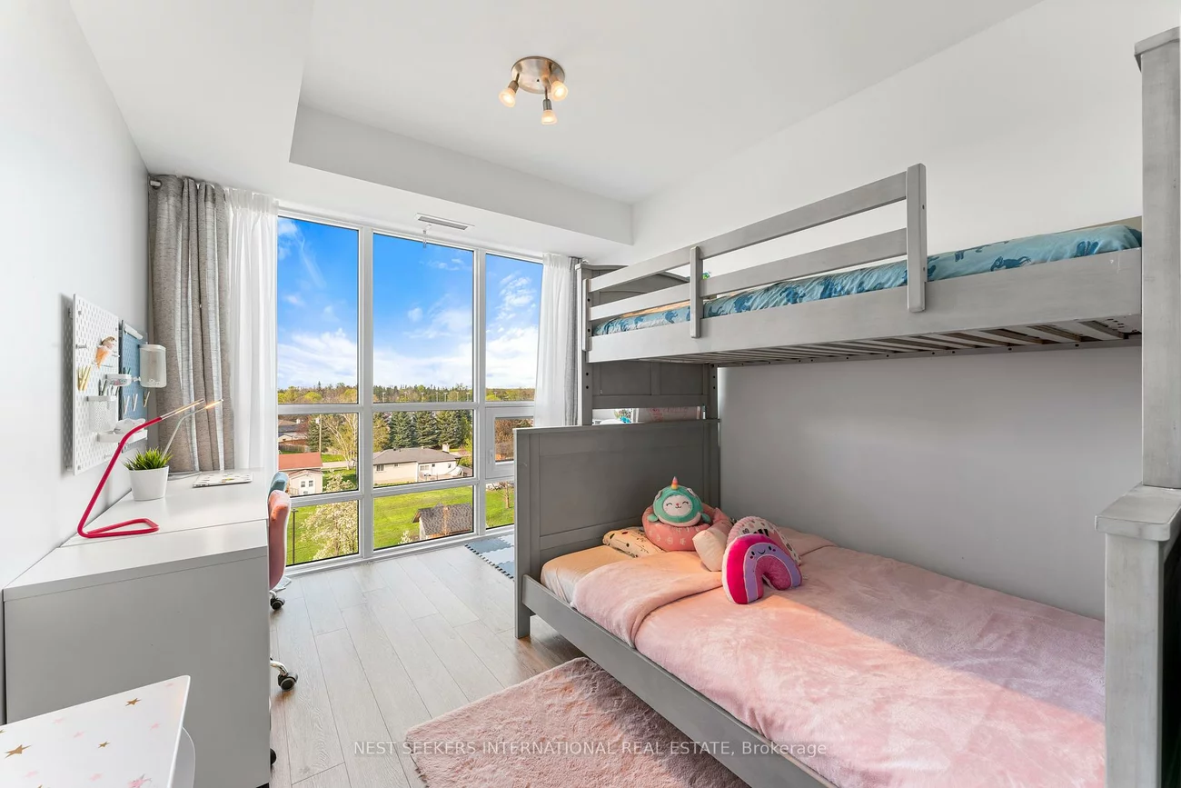 681, Yonge, Painswick South, Barrie