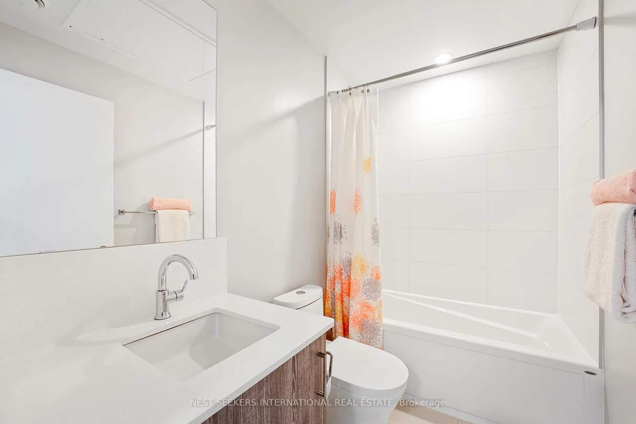 681, Yonge, Painswick South, Barrie