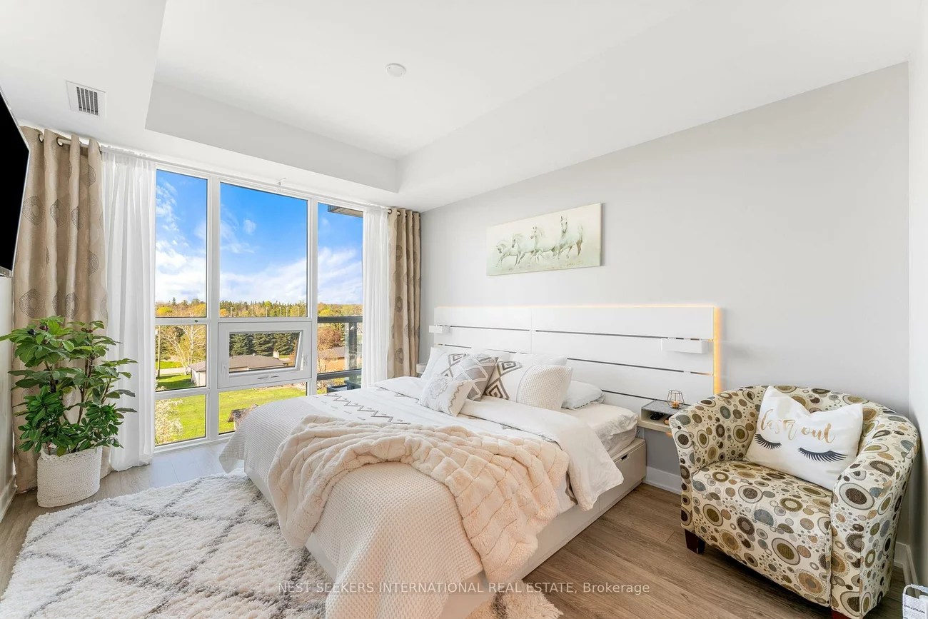 681, Yonge, Painswick South, Barrie