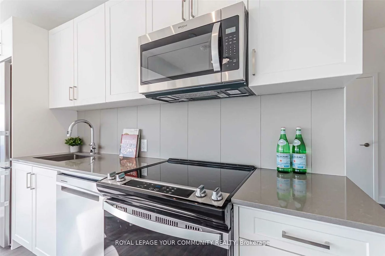 681, Yonge, Painswick South, Barrie