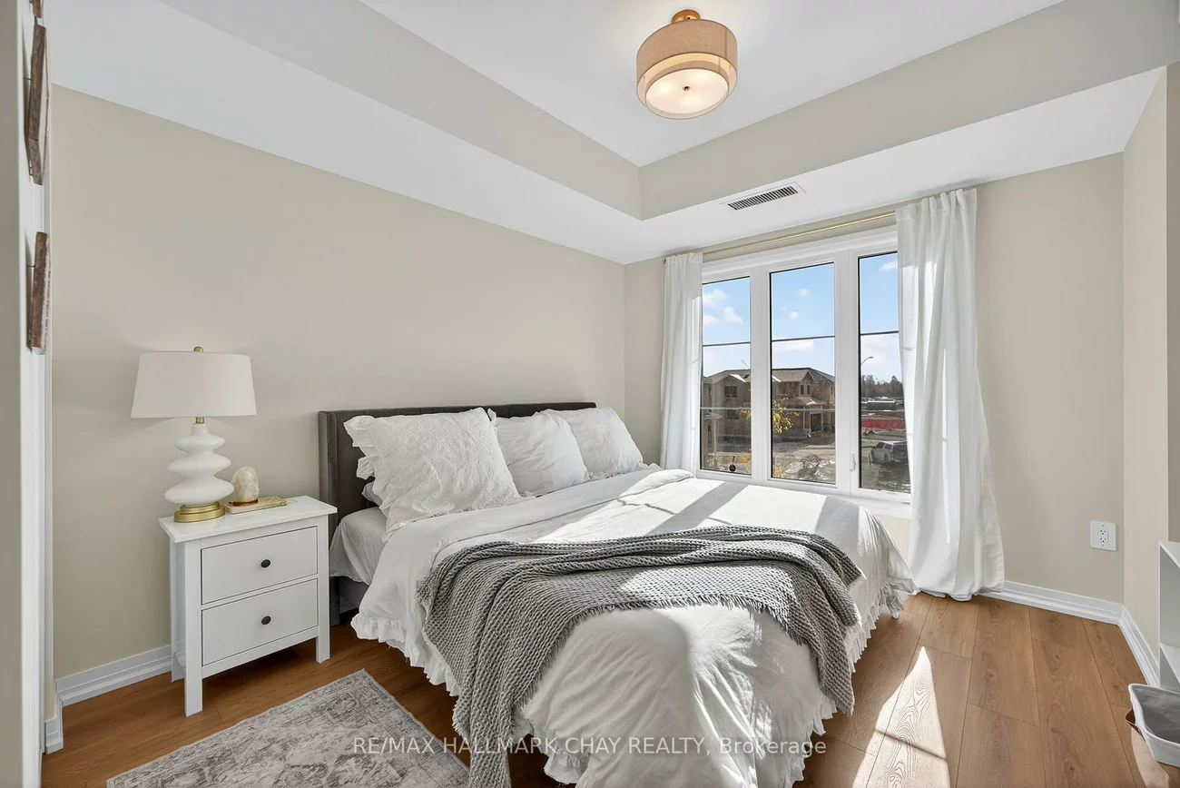 15, Kneeshaw, Innis-Shore, Barrie