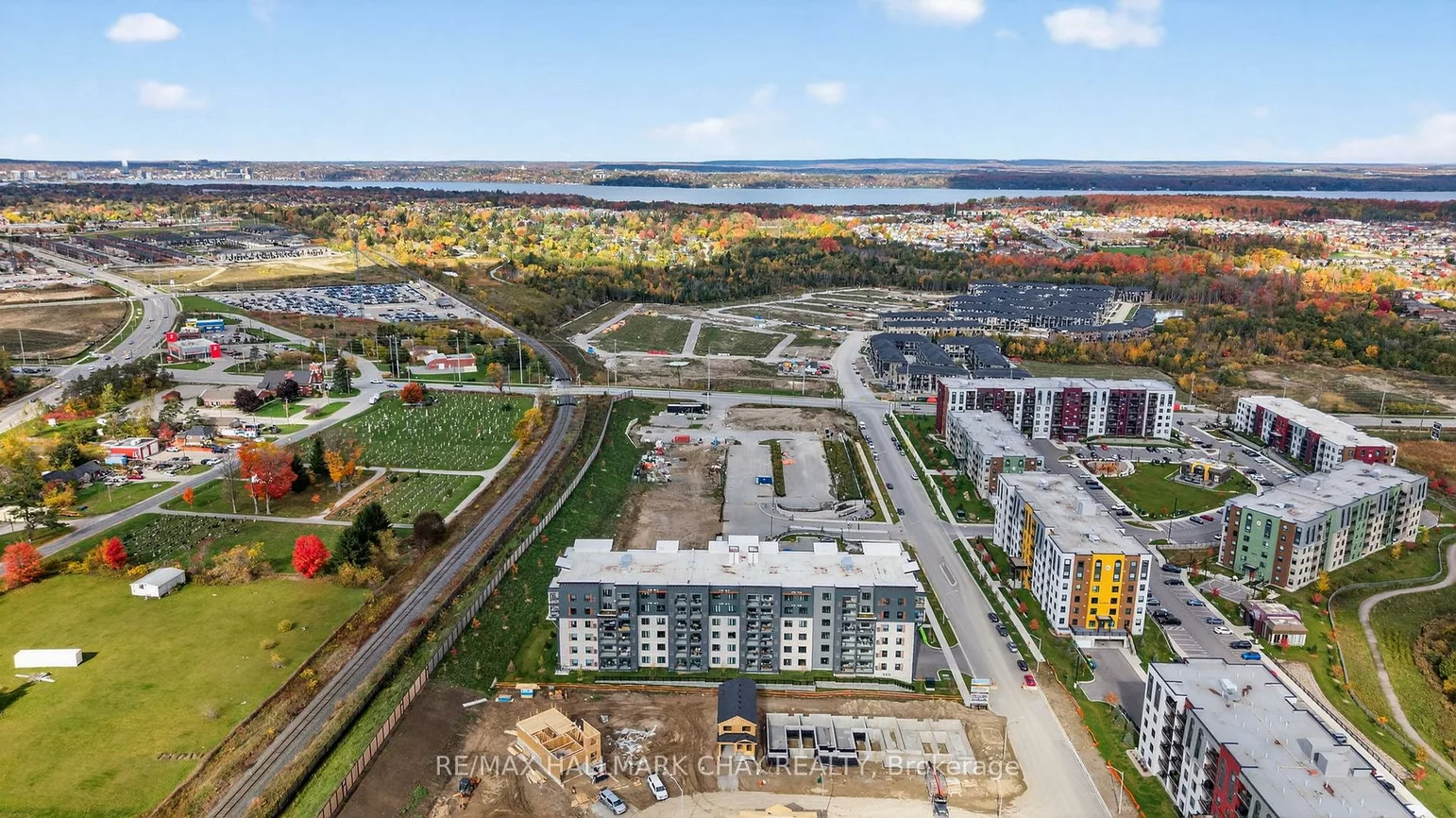 15, Kneeshaw, Innis-Shore, Barrie