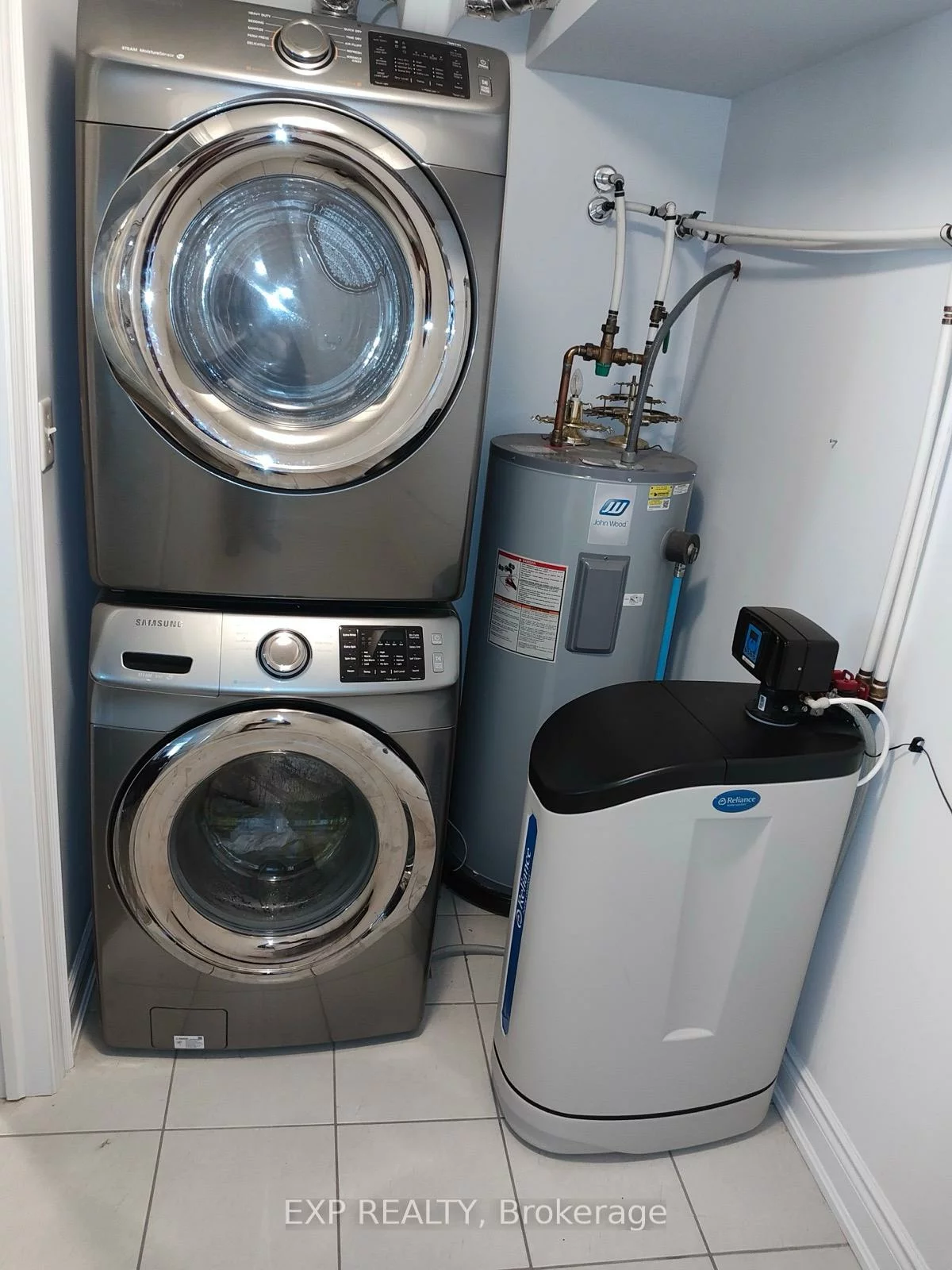 33, Madelaine, Painswick South, Barrie