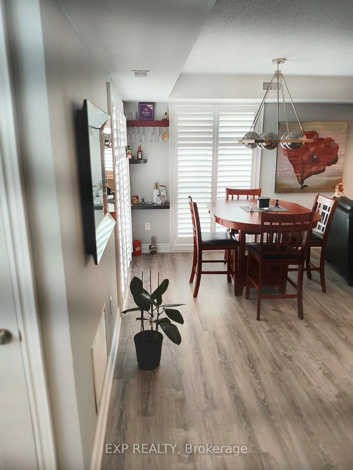 33, Madelaine, Painswick South, Barrie