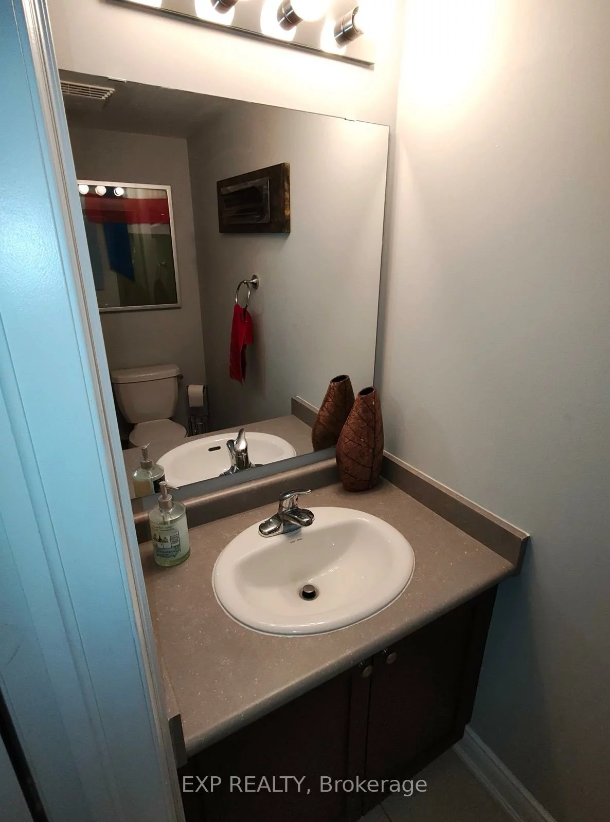 33, Madelaine, Painswick South, Barrie