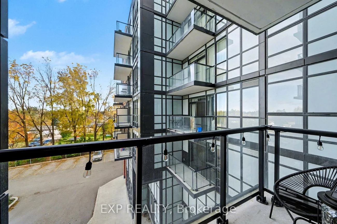 681, Yonge, Painswick South, Barrie