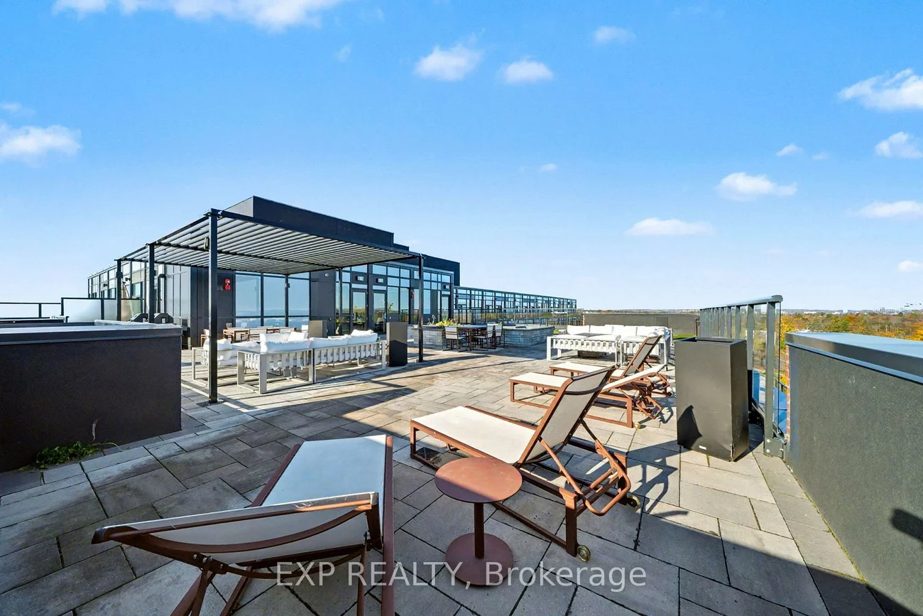 681, Yonge, Painswick South, Barrie