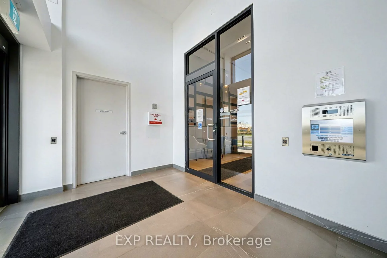 681, Yonge, Painswick South, Barrie