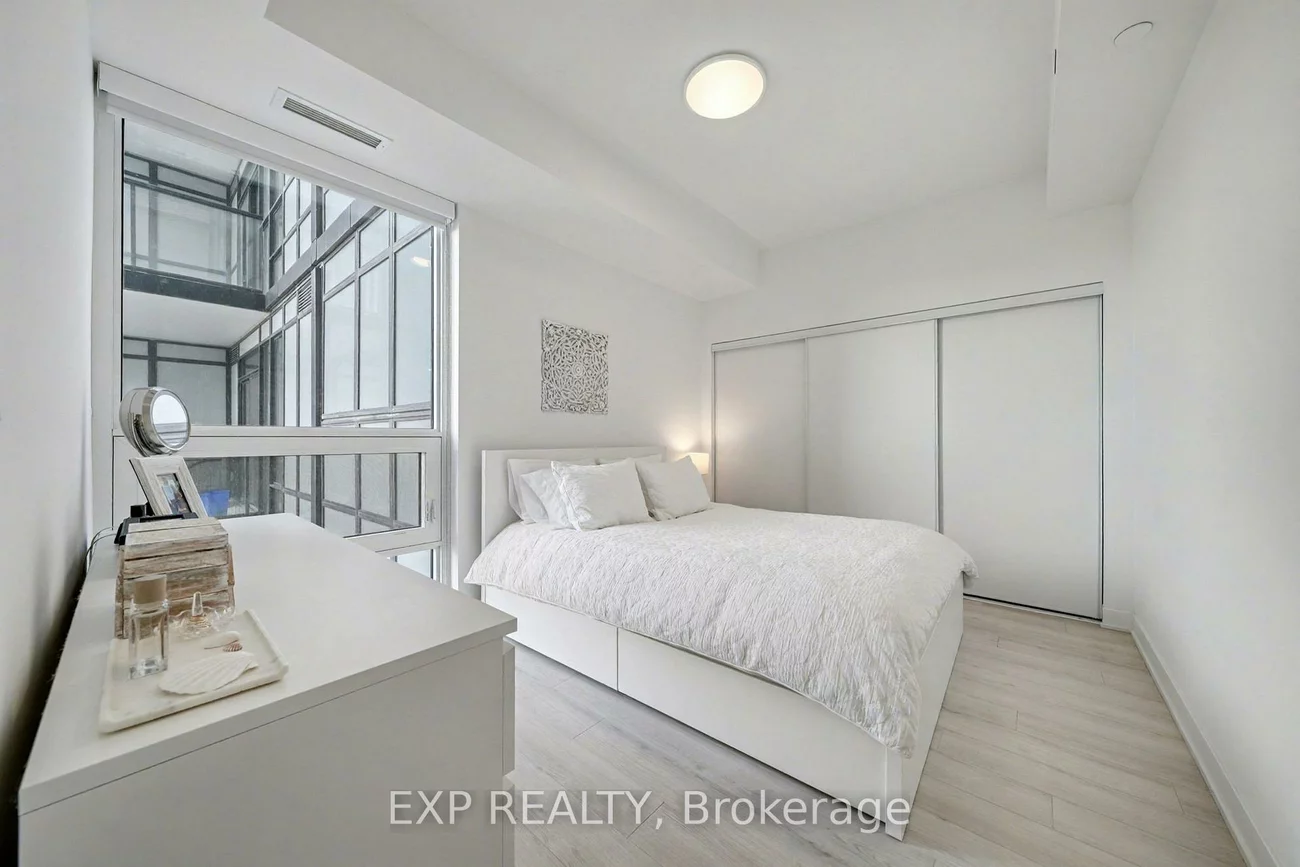 681, Yonge, Painswick South, Barrie