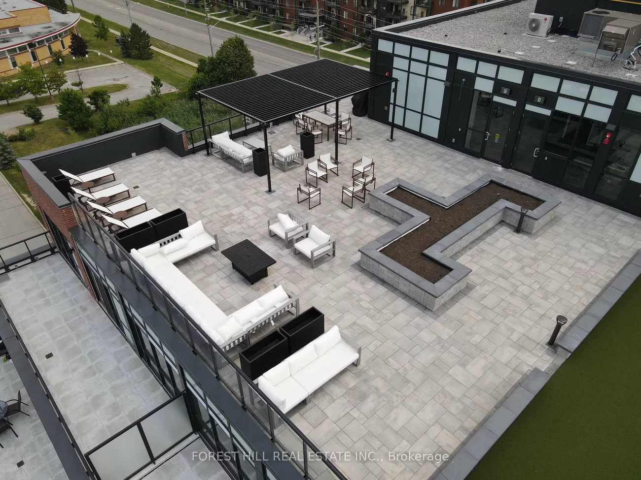 681, Yonge, Painswick South, Barrie