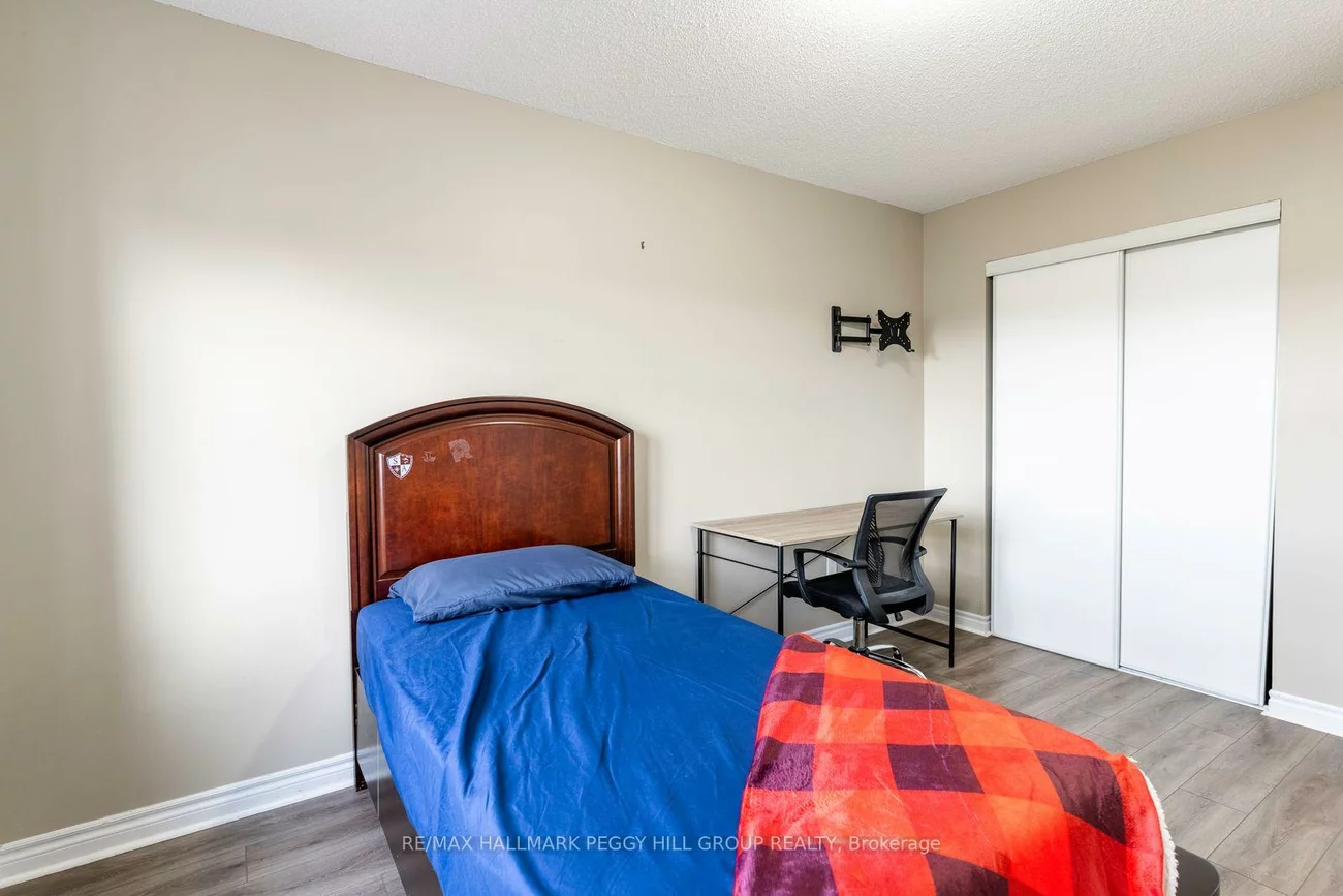 141, Sydenham Wells, Georgian Drive, Barrie