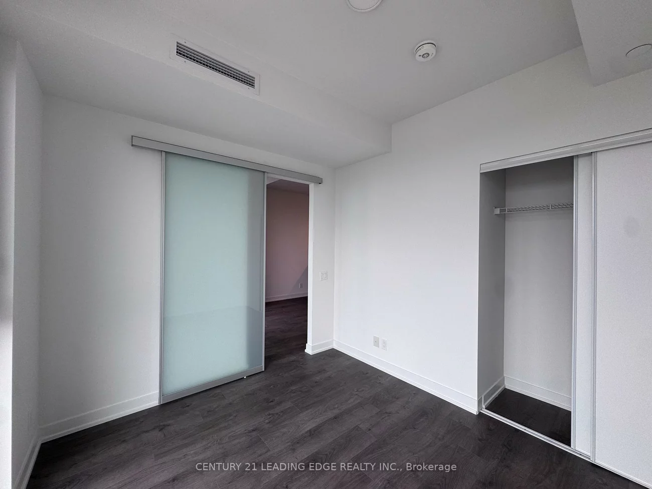 39, Mary, City Centre, Barrie