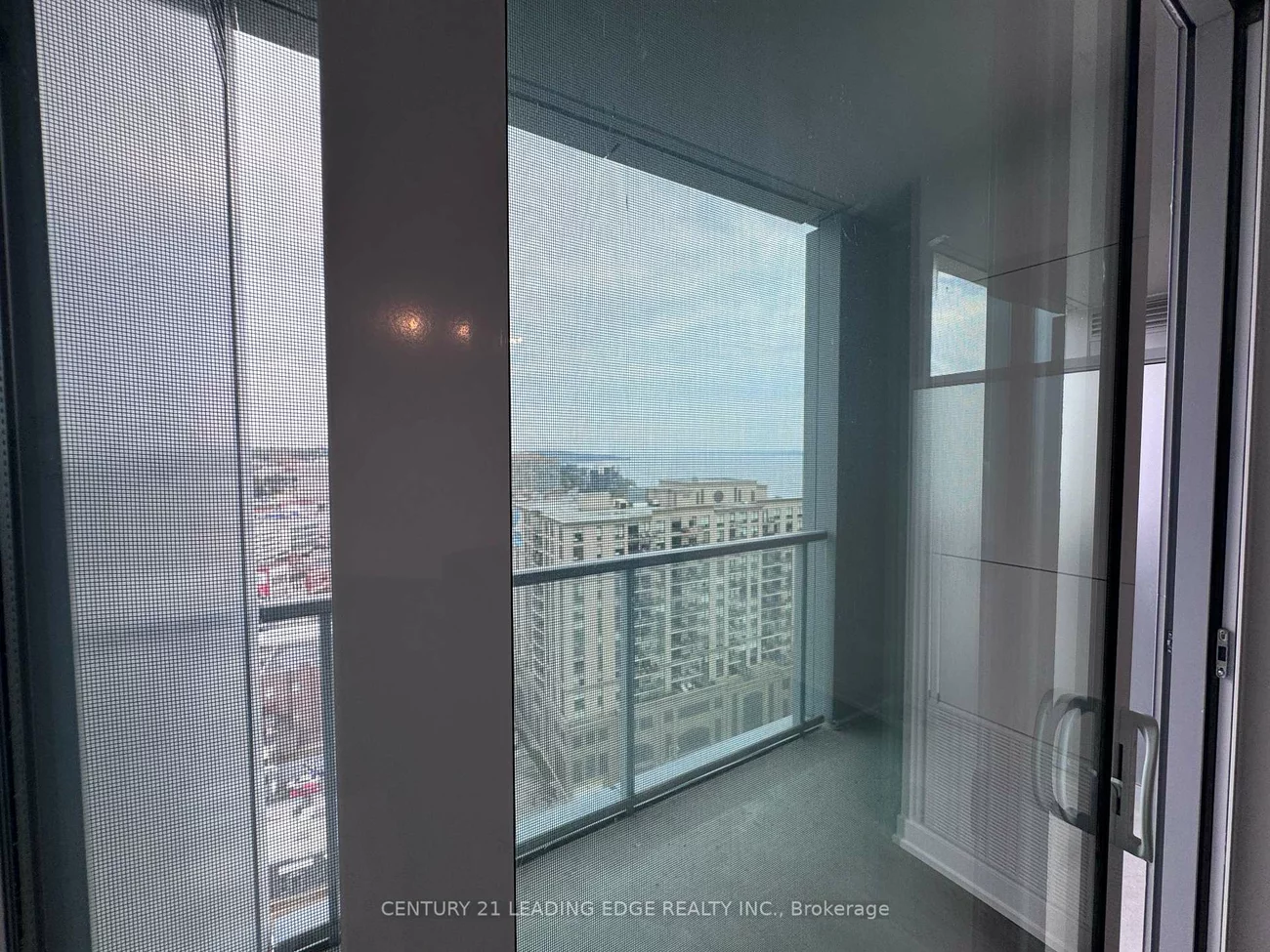 39, Mary, City Centre, Barrie