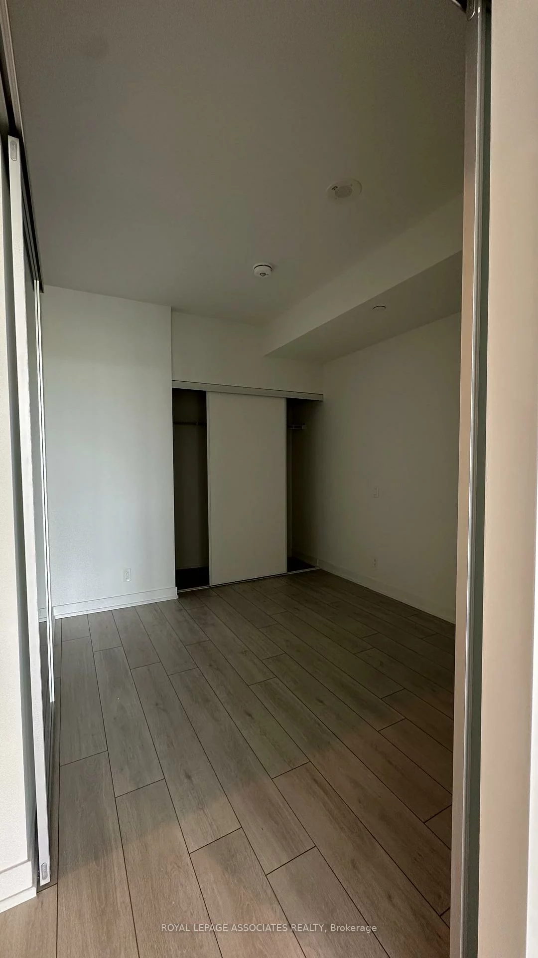 39, Mary, City Centre, Barrie