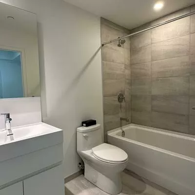 39, Mary, City Centre, Barrie