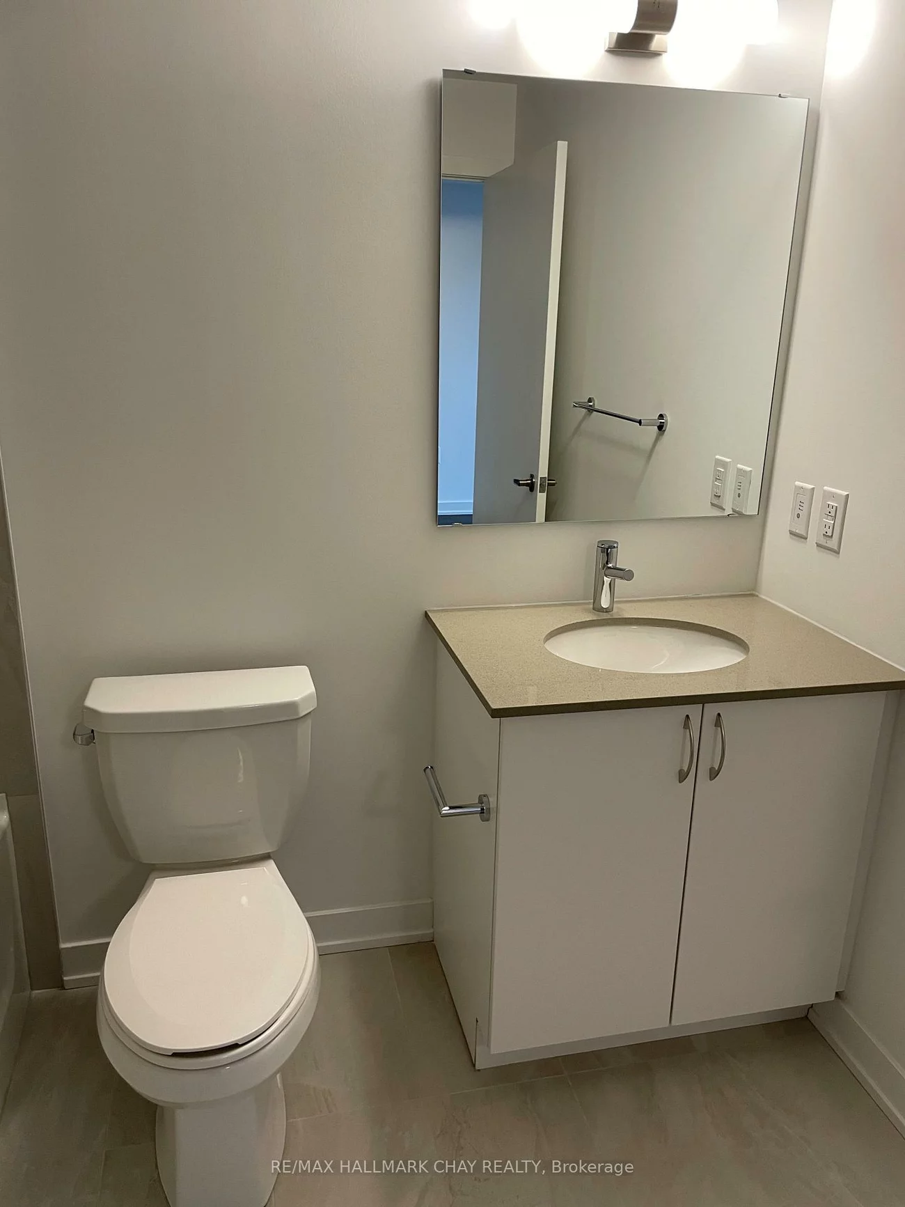 56, Lakeside, Little Lake, Barrie