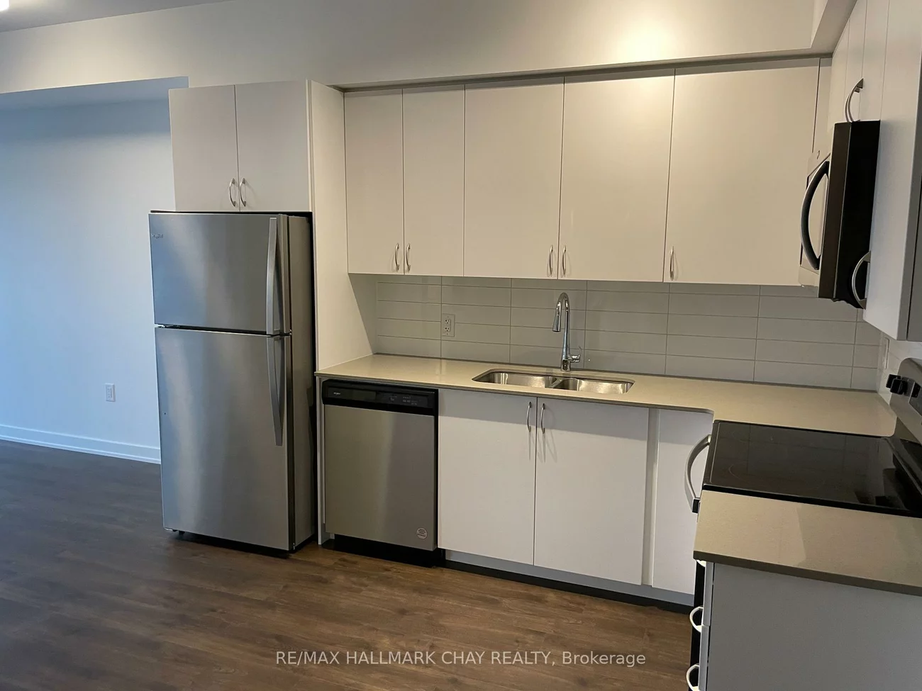 56, Lakeside, Little Lake, Barrie