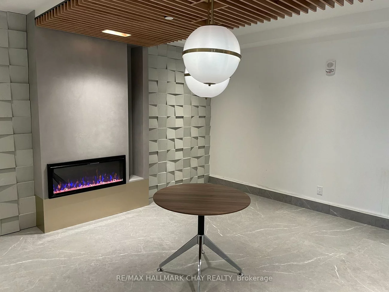 56, Lakeside, Little Lake, Barrie