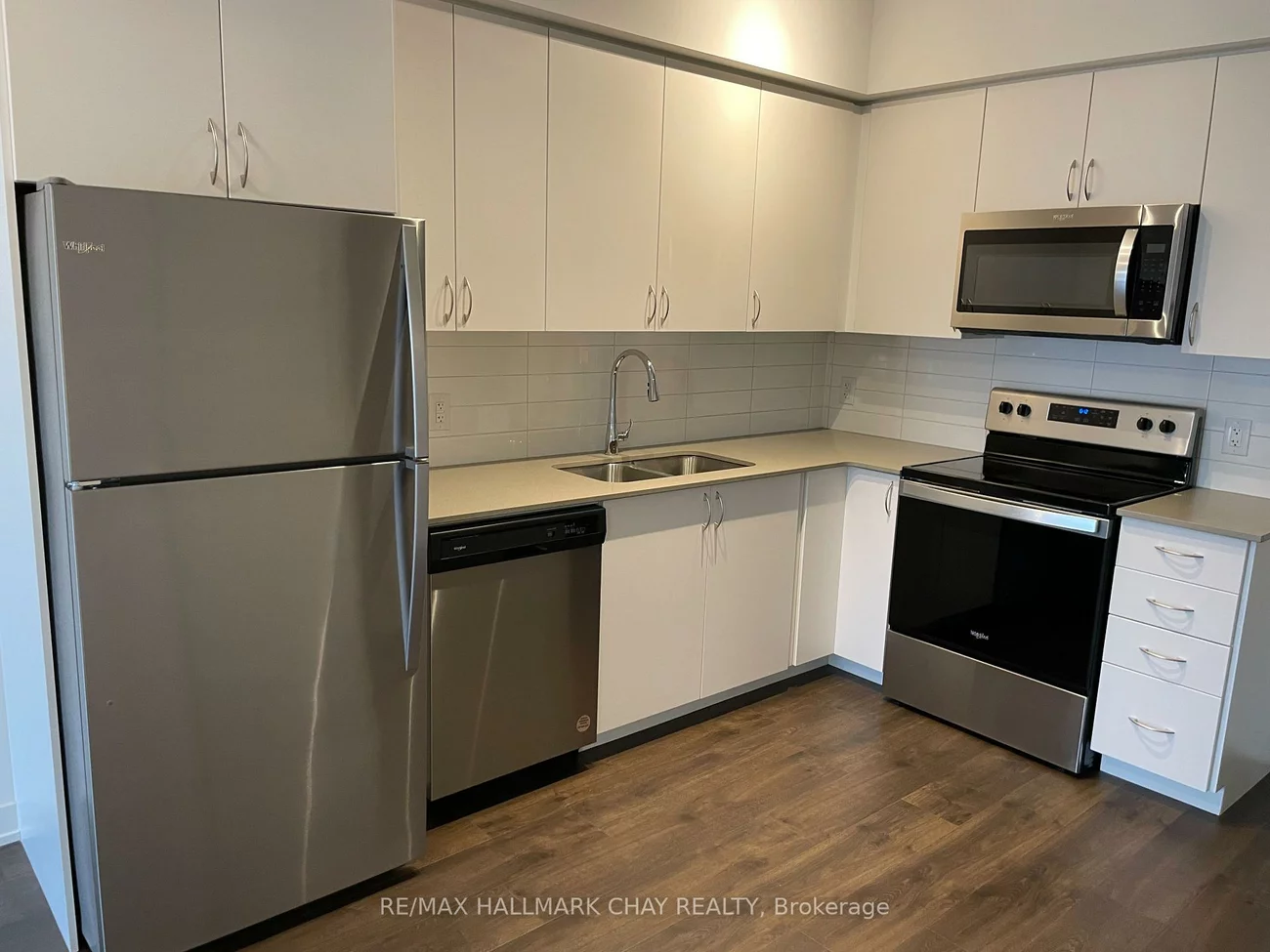 56, Lakeside, Little Lake, Barrie